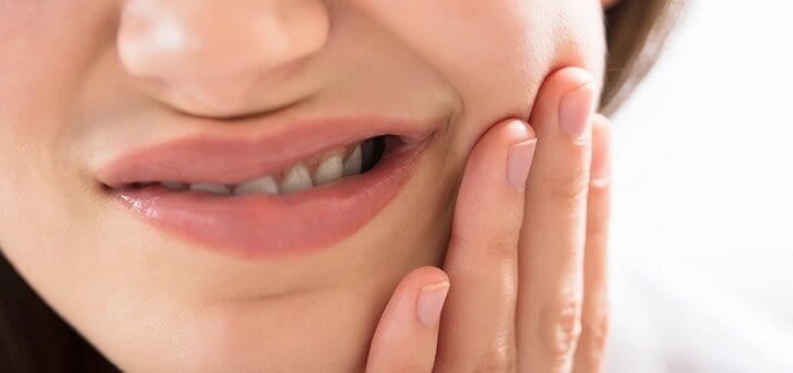 What To Do if You Chip a Tooth