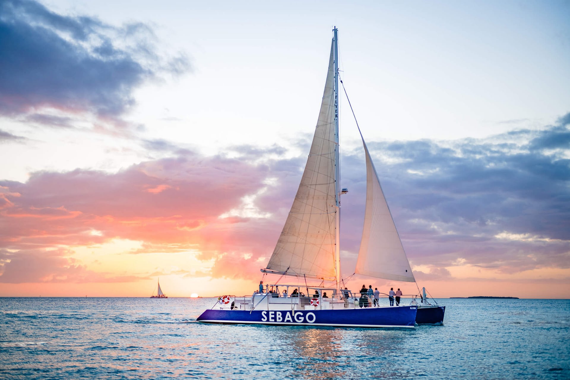 Catamaran Champagne Sunset Sail