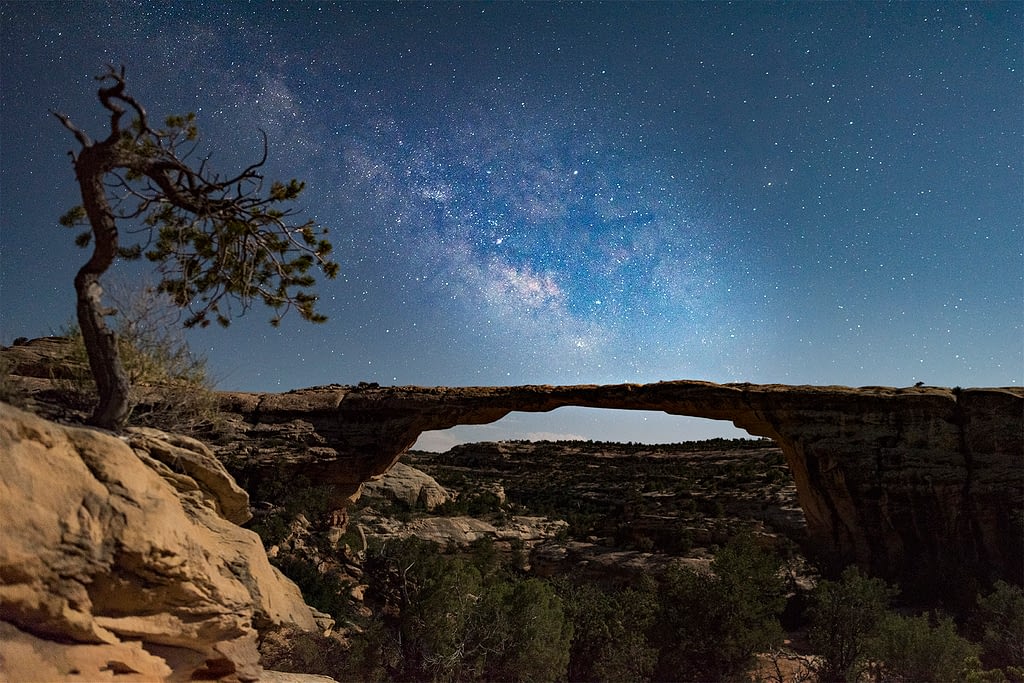 Milky Way over the thin natural bridge called Owachomo