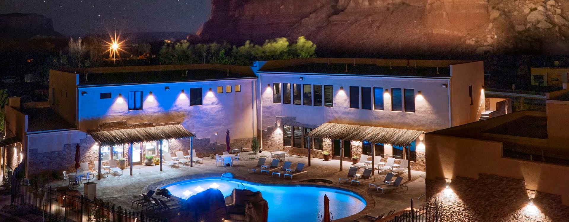 RETREATS & PACKAGES