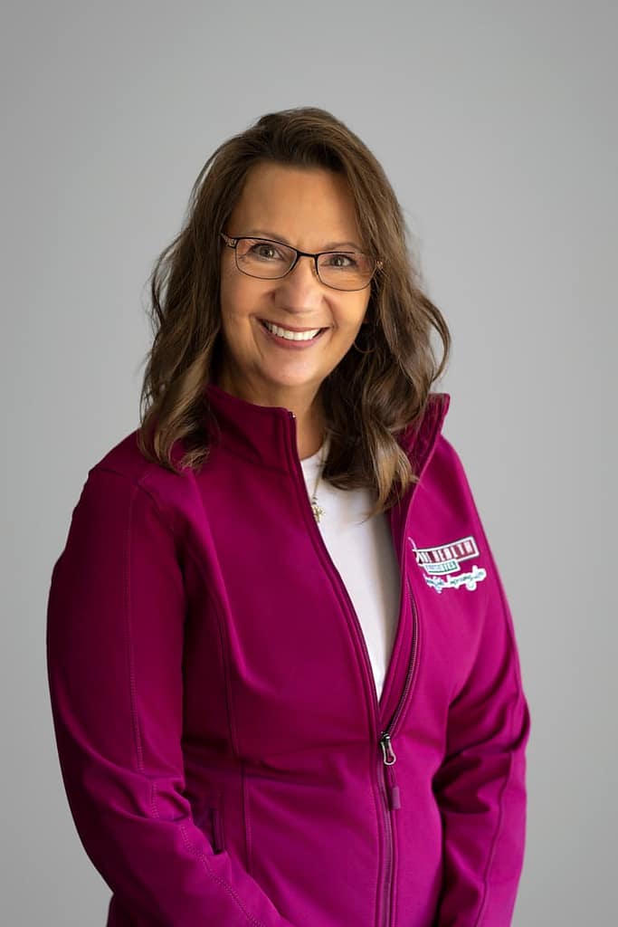 Headshot of the Oral Health Associates office manager, Cindy.