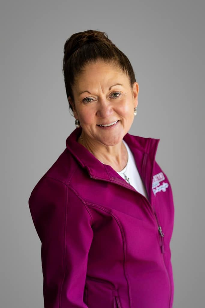 Headshot of oral hygienist, Lisa