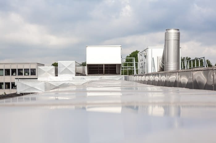 Commercial Roofing Services that Prolong a Roof’s Lifetime